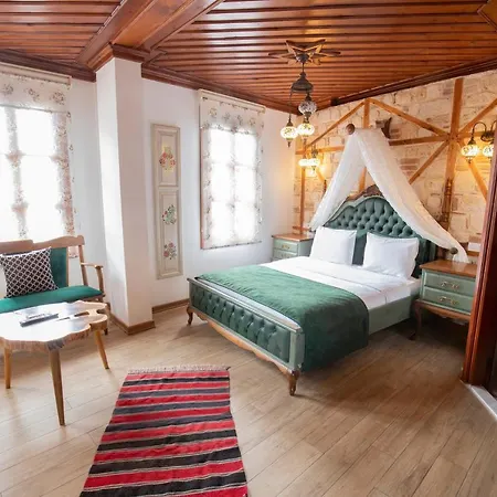White Garden Hotel-adult Only Hotell 3*